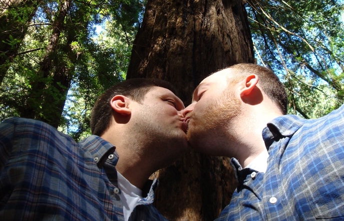 How to Prepare for Your First Gay Relationship